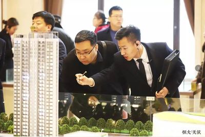 廊坊小長假萬人空巷，城市游樂盛宴帶動房產(chǎn)咨詢熱潮